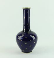 LANGENTHAL FEIN BEMALTE PORZELLAN VASE, SCHWEIZ 1948.