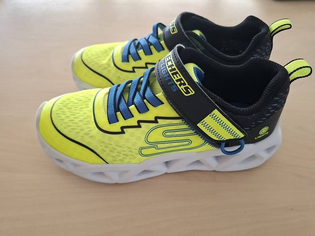 Skechers Scarpe per ragazzi: Skechers Lights Gr. 32 neuwertig – Nuovo (secondo la descrizione) da Männedorf venduto da Einhornmama