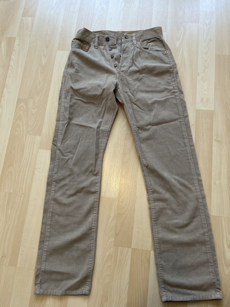Levi's Pantaloni: Levis Cordhose – Usato da Holziken venduto da ale_h6sl