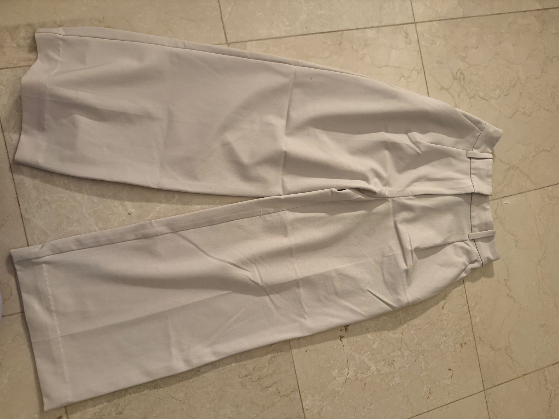 Pantaloni: Off-White Suit Pants – Usato da Basel venduto da mar_dgx7 2
