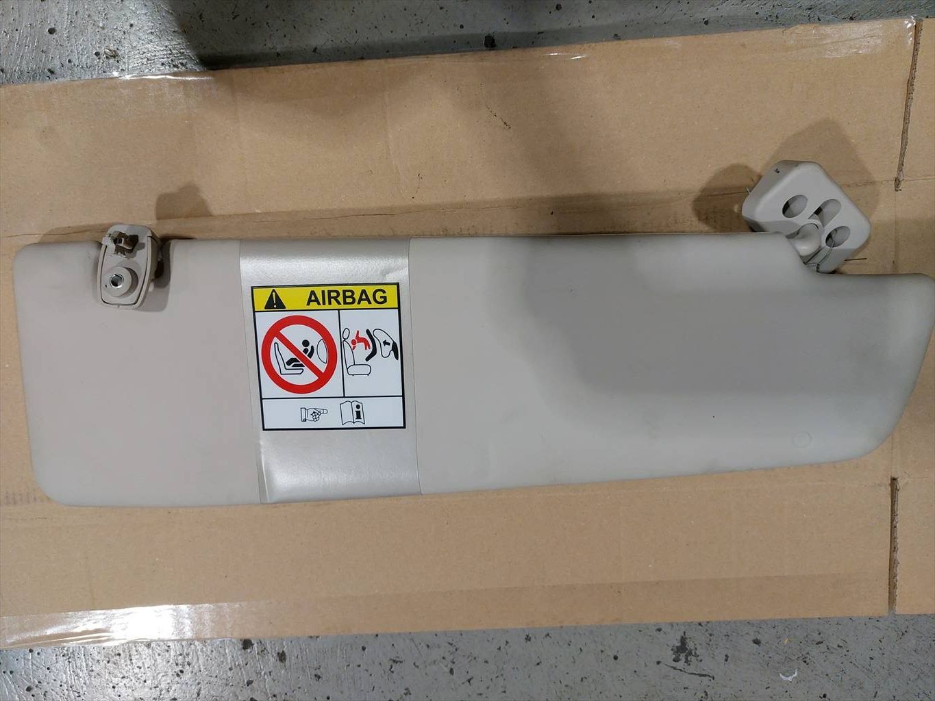 Tutti i ricambio: Sonnenblende zu Fiat Ducato Light – Usato da Reichenburg venduto da T864RX 2