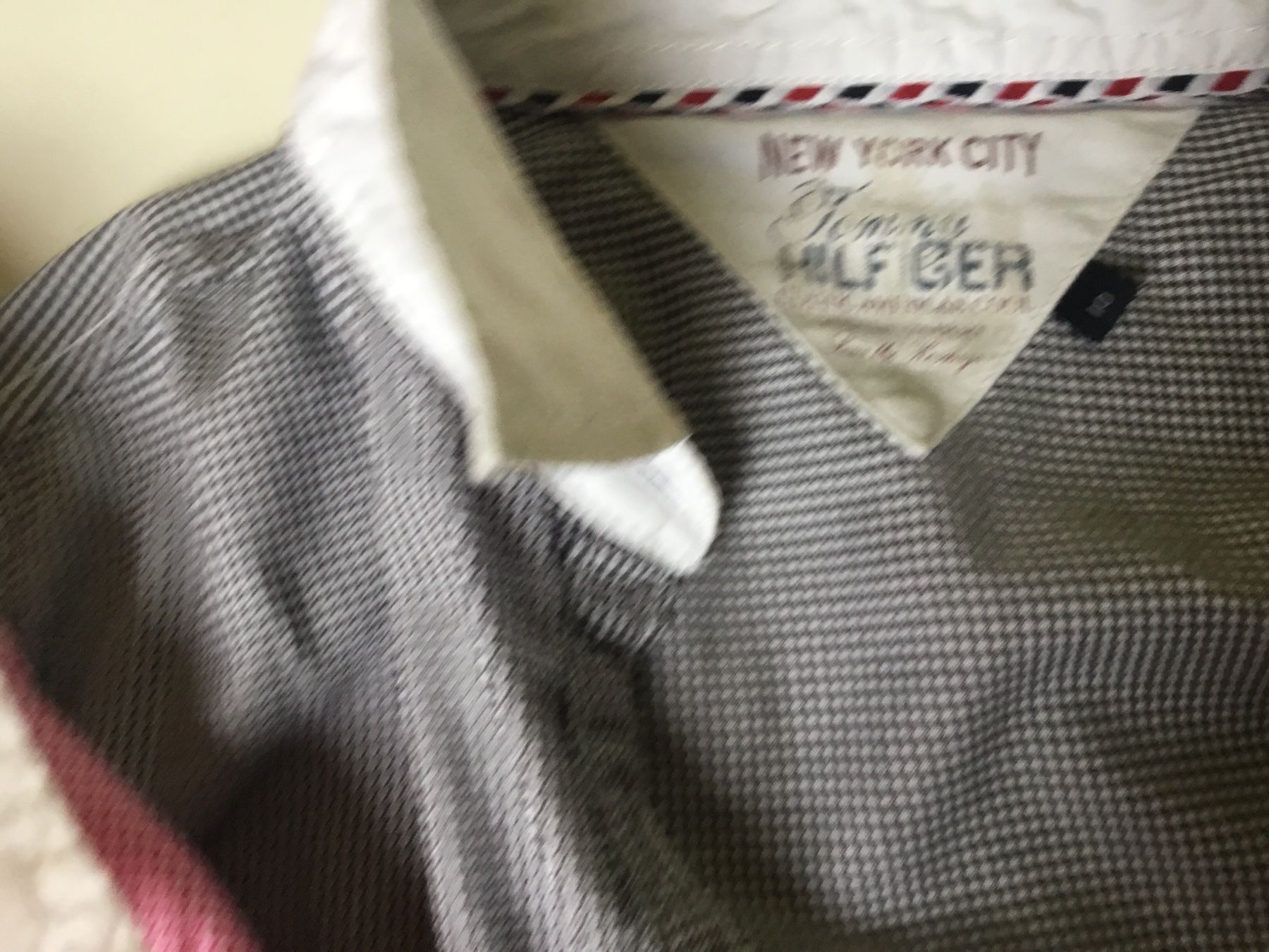 Tommy Hilfiger Lotti & Set di vestiti: 2 Tommy Hilfiger Blusen Gr. 10 – Usato da ALTENDORF venduto da da23 2