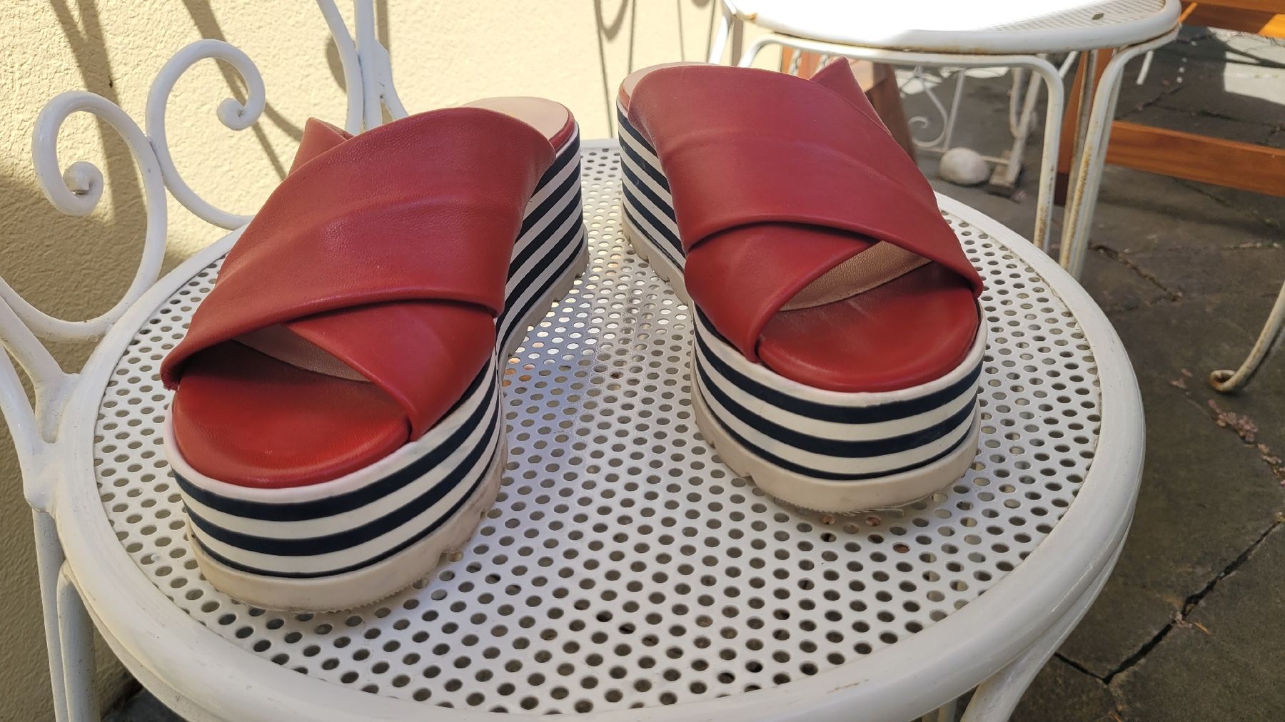 Marc Cain Scarpe da donna: Marc Cain Sandalen Rot Statement Gr.39 – Usato da Winterthur venduto da Gartenoase144 2