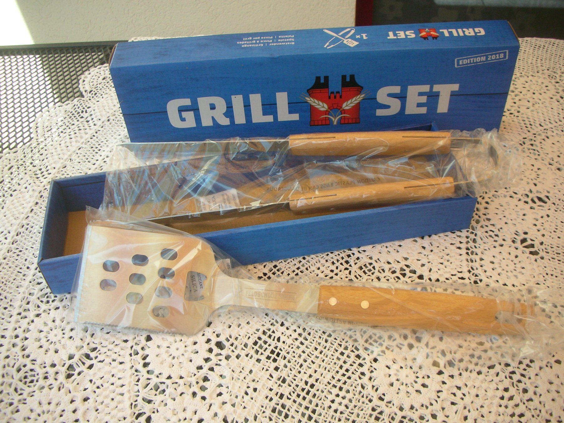 Couverts: Grill Set von FELDSCHLOESSCHEN  Edition 2018 – Neuf avec emballage d'origine à Rheinfelden par Javea4 1