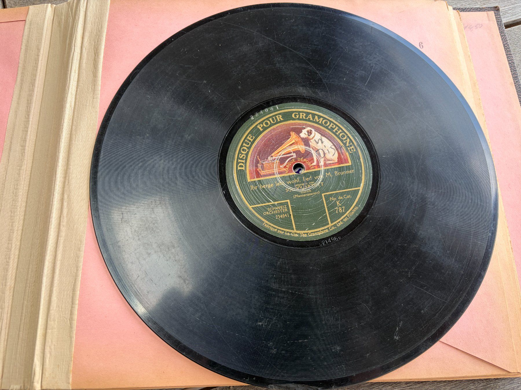 Dischi in vinile: Alte Schellack-Platten, ca. 30 Stück in Sammelordnern – Usato da Effingen venduto da Randb 4