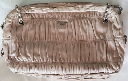 Prada Tasche