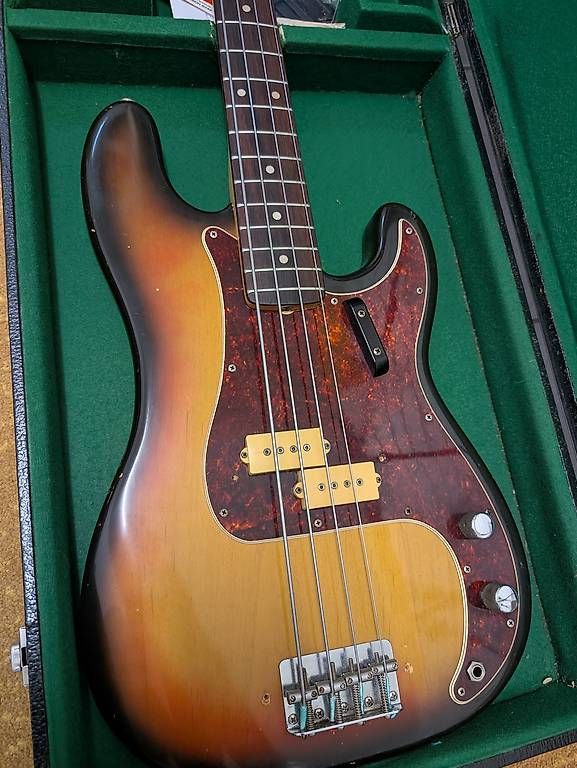Fender Instruments de musique: Fender Precision Bass 1969 – D'occasion à Dübendorf par rek_g7wt