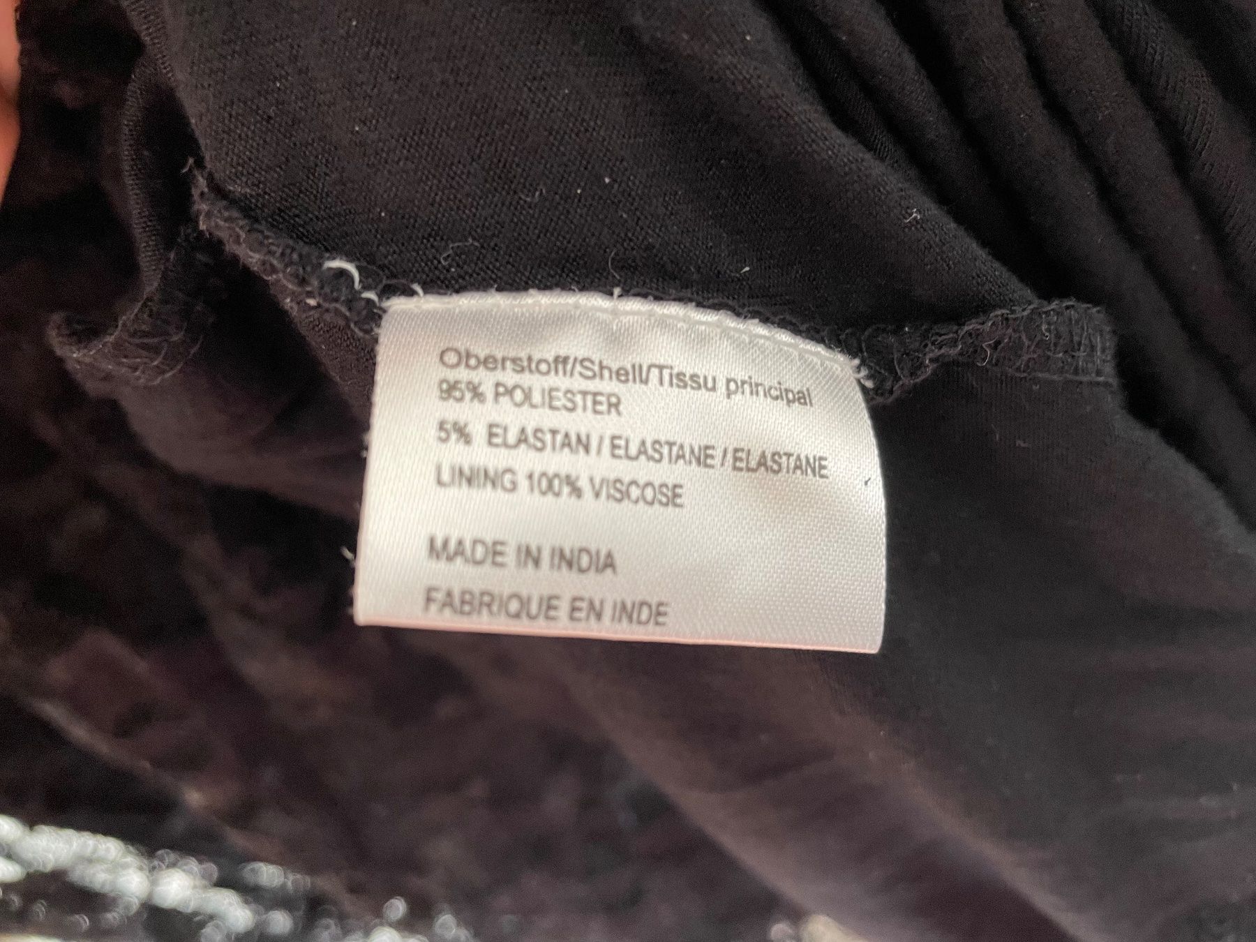 Vestiti: COCONUT schwarzes Kleid Gr. 40 – Usato da Unterentfelden venduto da mar_kg6w 2