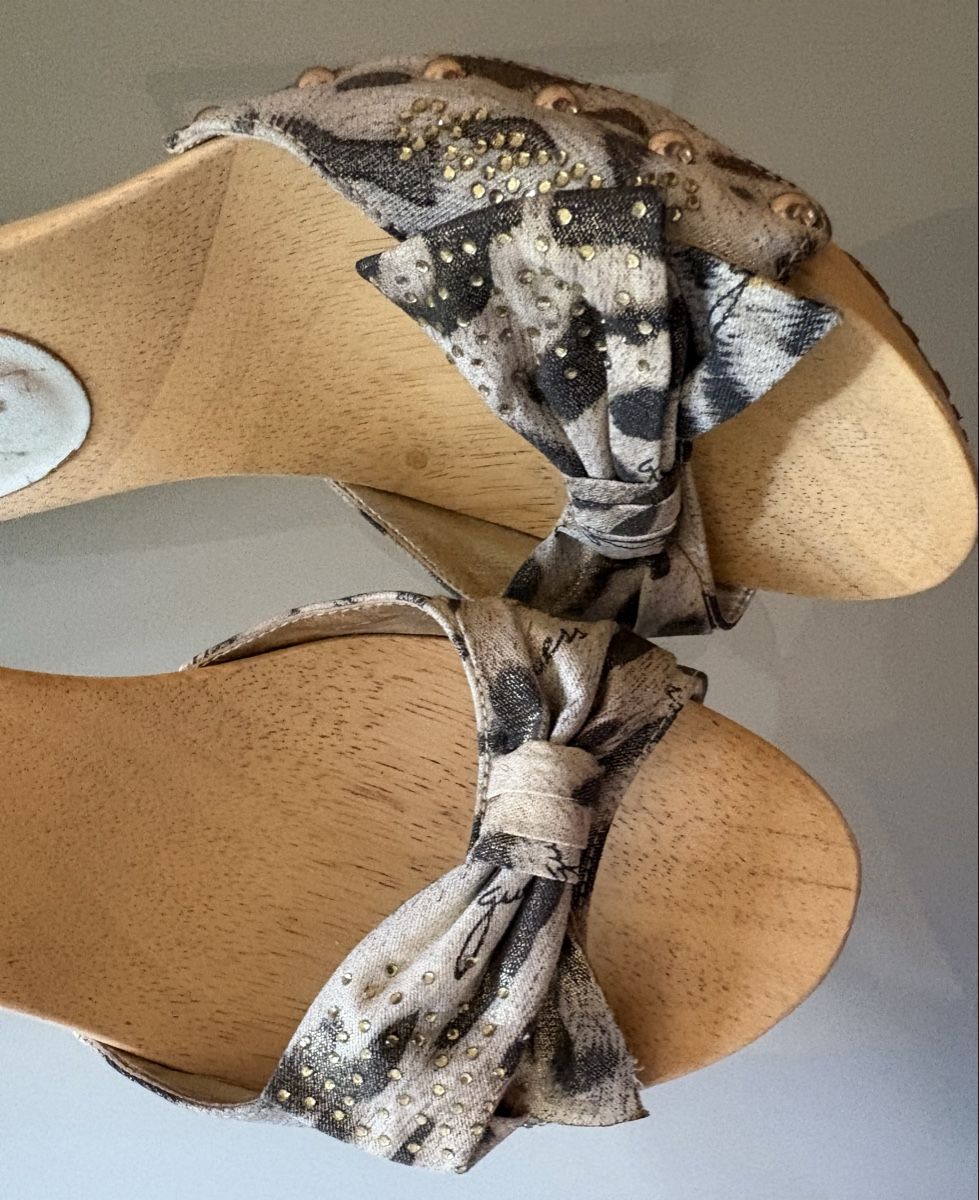 Guess Damenschuhe: Scarpe – Gebraucht aus Viganello von Orisole 2