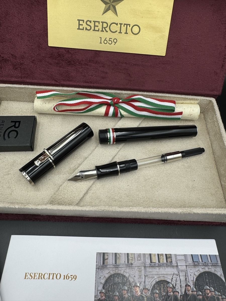 Penna & Evidenziatori: Renato Cortese Esercito 1659 Füller – Nuovo e nell'imballaggio originale da Beringen venduto da fountenpen1976