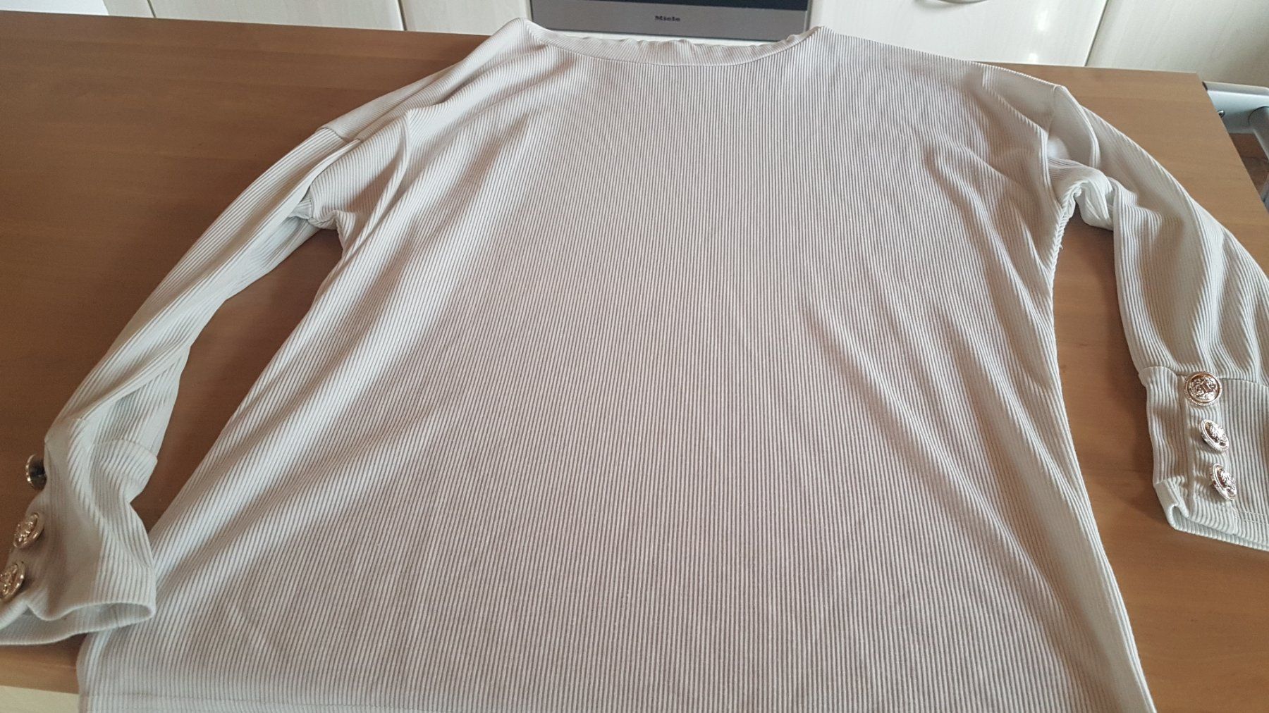 Pulls & Sweat-shirts: Pull blanc col roulé taille M – D'occasion à Villiers par san_jn5w 6
