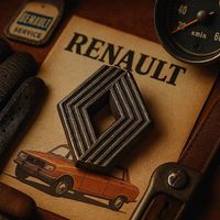 Original Vintage Renault Emblem