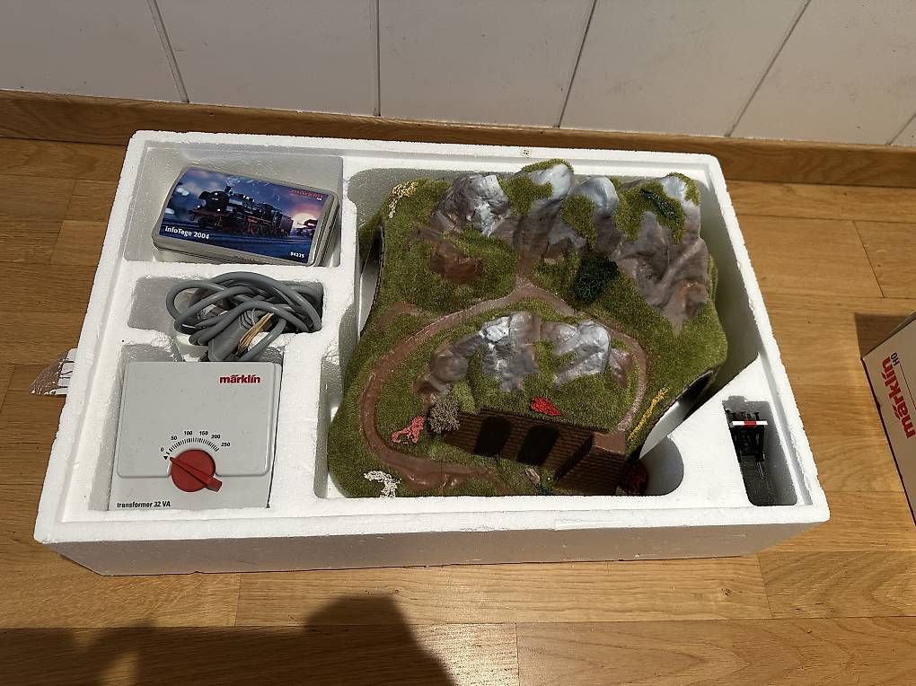 Märklin Modellini di ferrovie: Märklin Modelleisenbahn Set – Usato da Goldach venduto da Fox_Man 2
