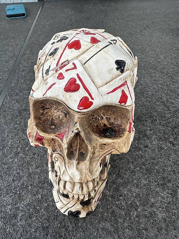 Figuren: Totenkopf – Gebraucht aus Niedergösgen von 7591 2