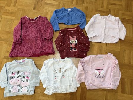 Lot vêtements 74cm/9 mois
