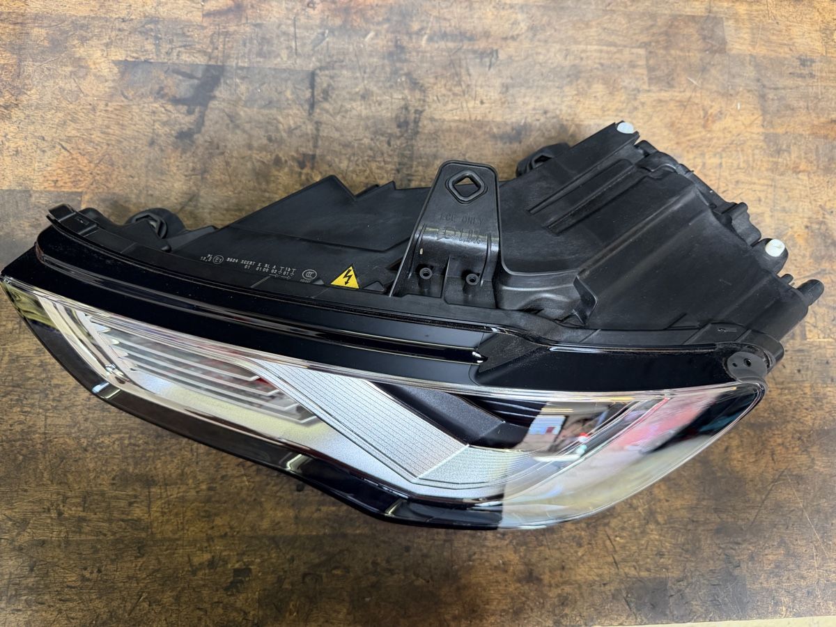 Hella Fari: Audi A3 Scheinwerfer NEU – Nuovo (secondo la descrizione) da Hunzenschwil venduto da JustKnow 2
