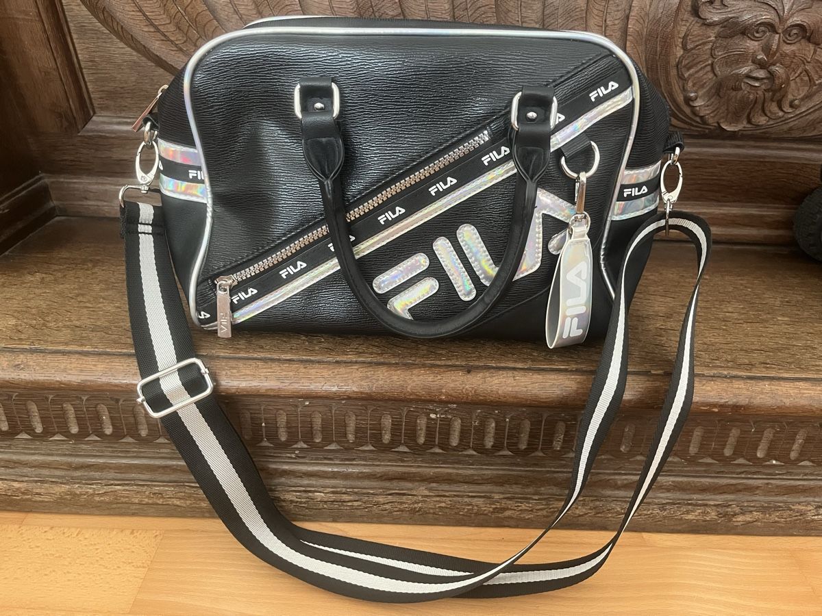 Fila Borse da donna: Fila Tasche , schwarz/ Silber – Usato da Uetikon am See venduto da erz13 9