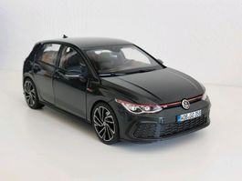 VW GOLF VIII GTi 2021 SCHWARZ 1:18 NOREV