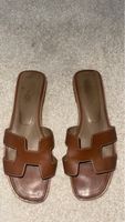 Sandales Hermès Oran cuir marron taille 40