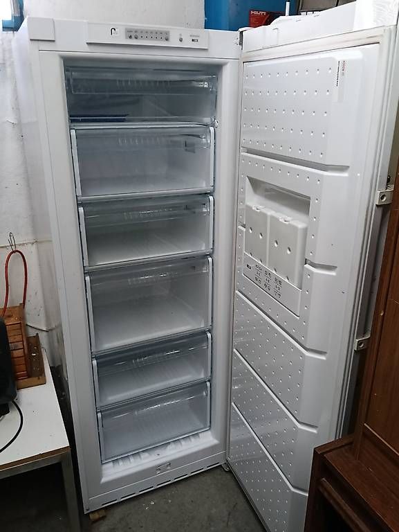 Congelatori: Bosch Gefrierschrank – Usato da Grenchen venduto da lacriz 1
