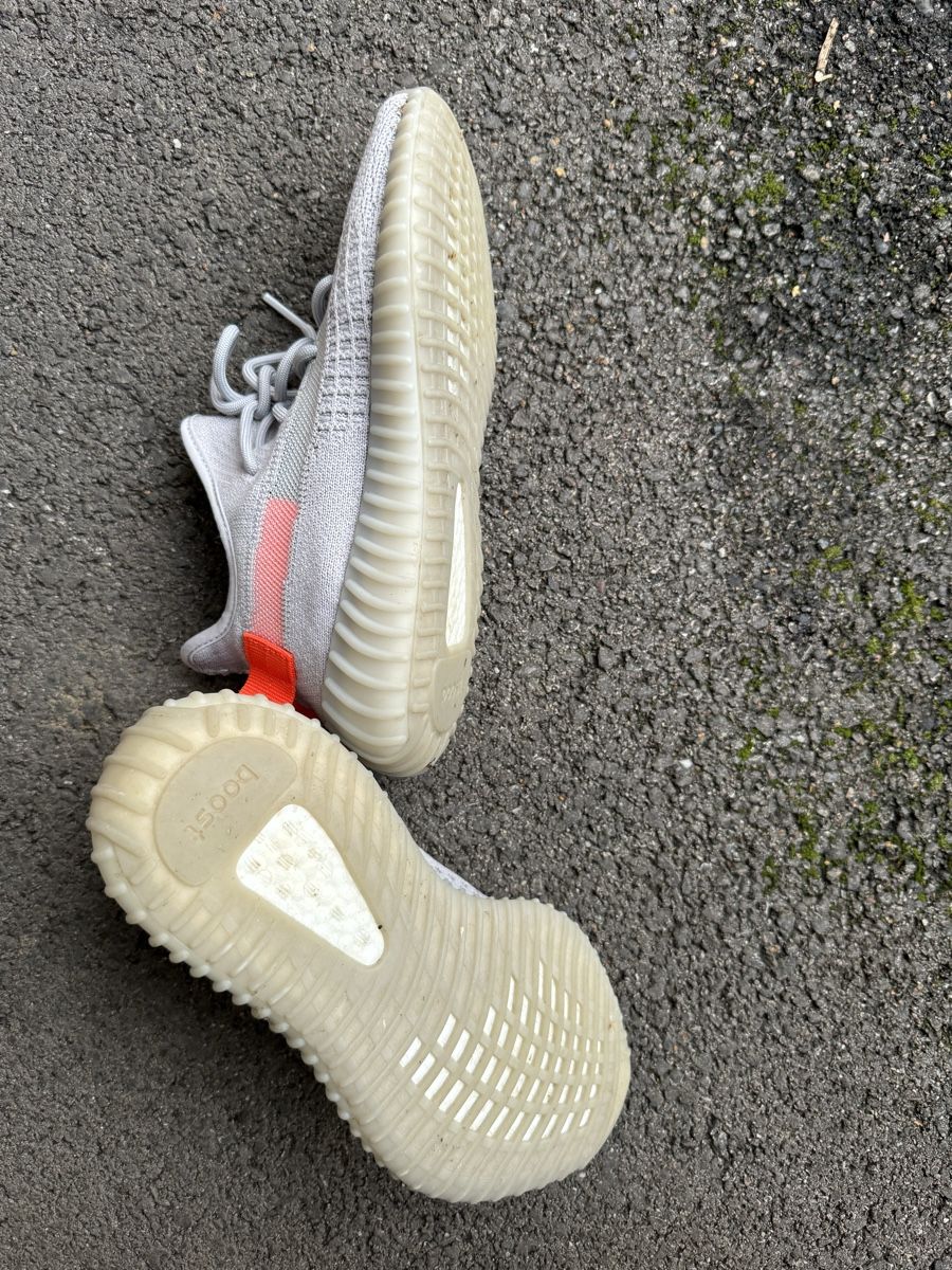 Adidas Herrenschuhe: Yeezy boost 530 v2 Tailgt 39 1/3 – Neu (gemäss Beschreibung) aus Porrentruy von fee_24 4