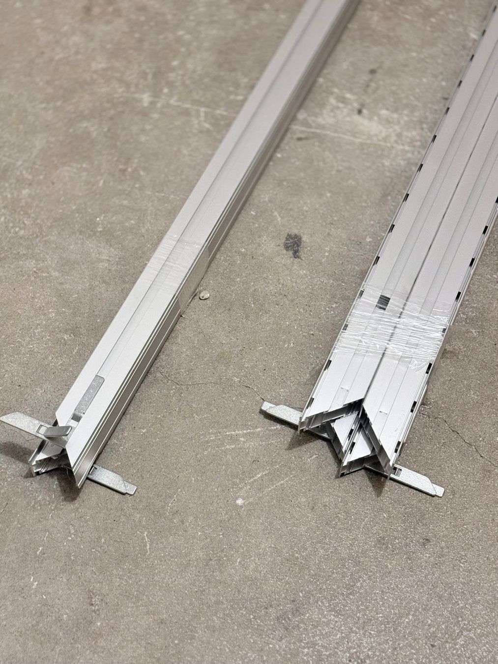 Profilati: Matrix Systems Aluminium-Textilrahmen / Messesystem – Usato da Zürich venduto da Hedwig-steig 1