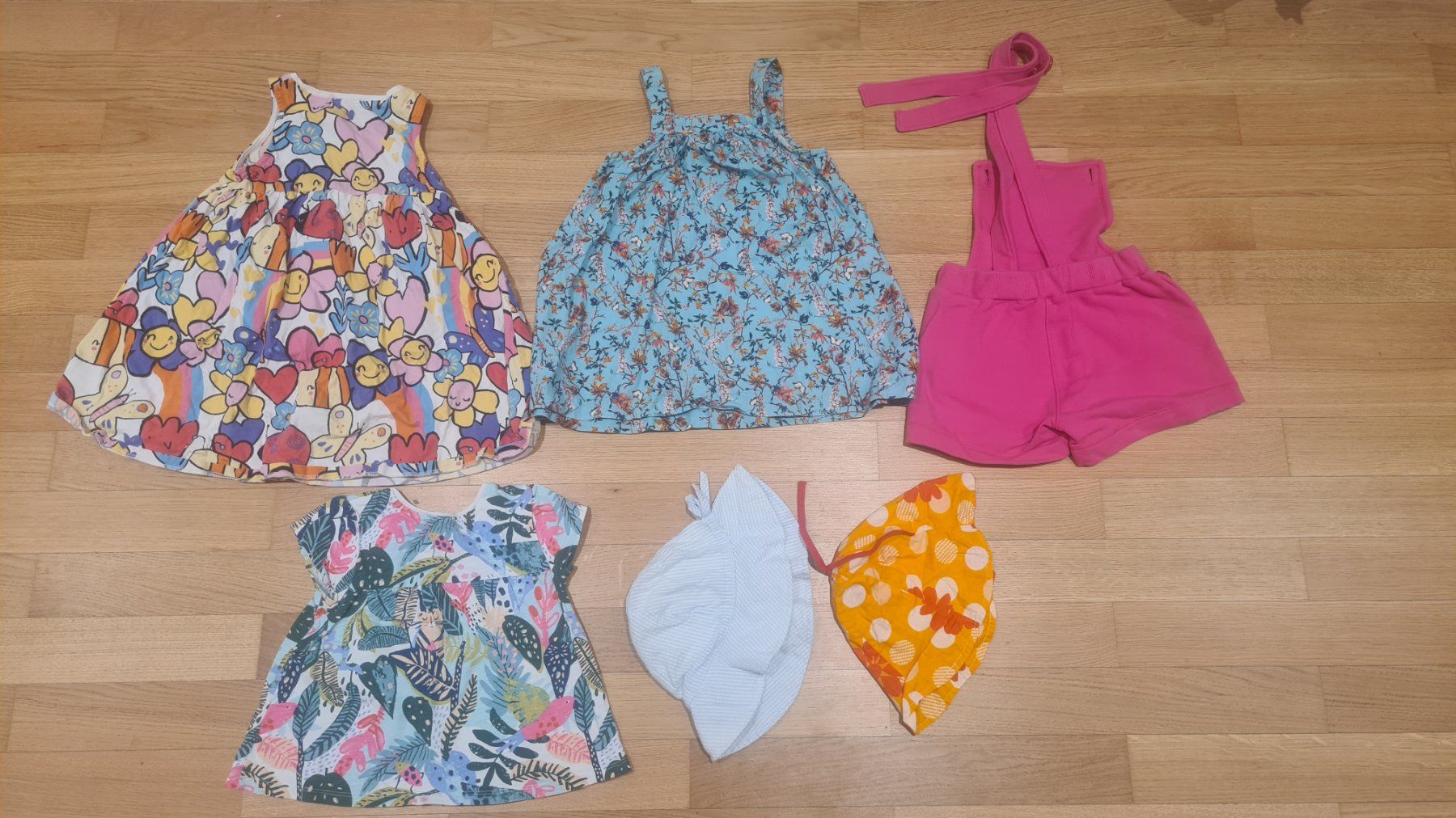 Next Lotti & Set di vestiti: Kleiderpaket Gr 98 – Usato da Zumikon venduto da daryona 2