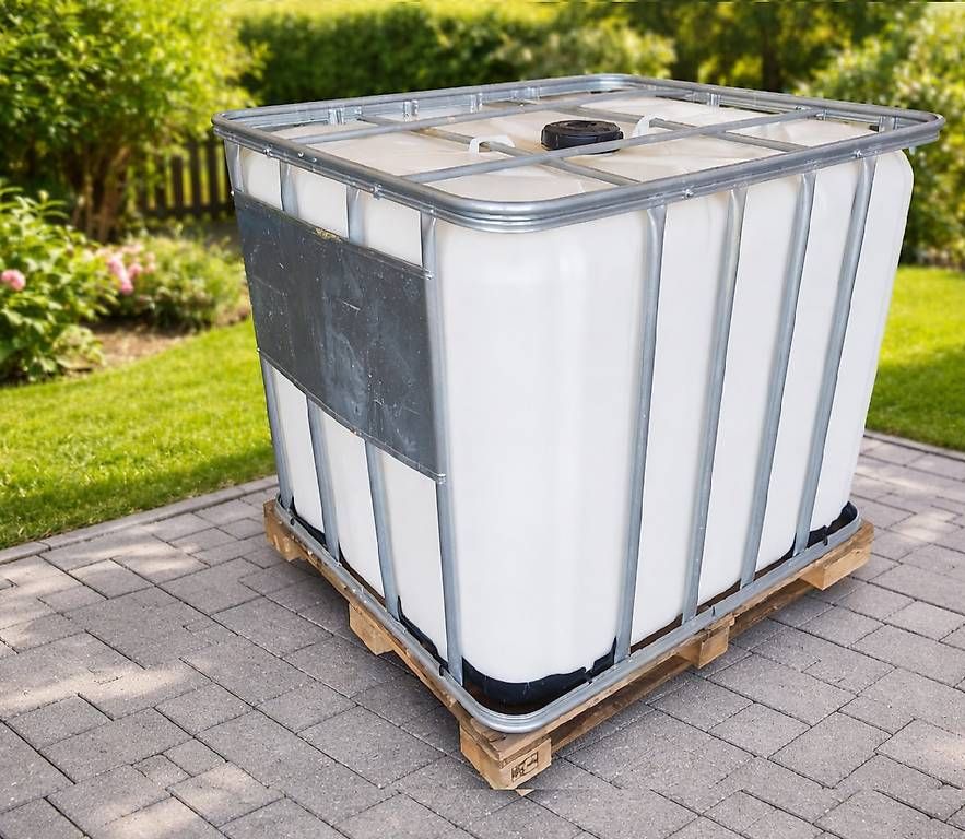 Abbeveratoi e trogoli: 2 IBC Wassertank 1000l Wasserbehälter RegenwassertankGarten – Usato da Wettingen venduto da ray_boccia 1