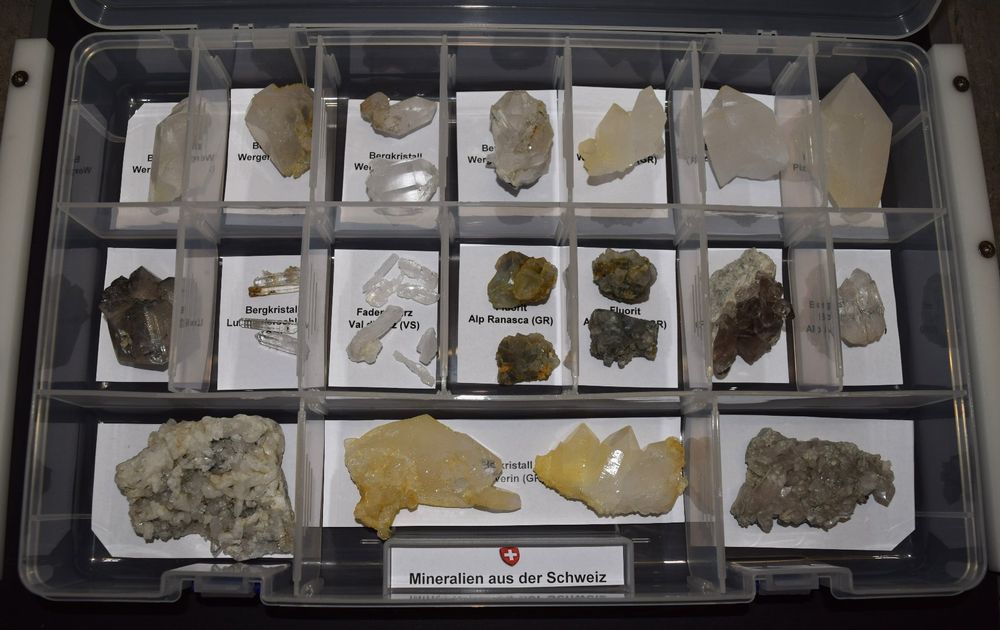 Edelstein Vitrine Mit 54 Fächern - Transparente Acryl Box Für Steine & Muscheln