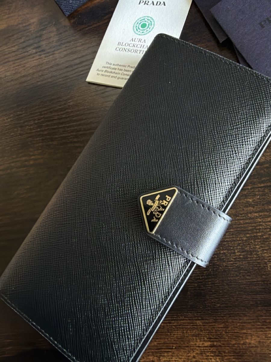 Prada Portamonete: Prada Wallet black leather with box and certifications – Usato da Beringen venduto da Edu-Nati 7