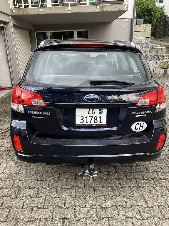 Automobili: Subaru Outback 2.5i 4WD – Usato da Schinznach Bad venduto da yomann 3