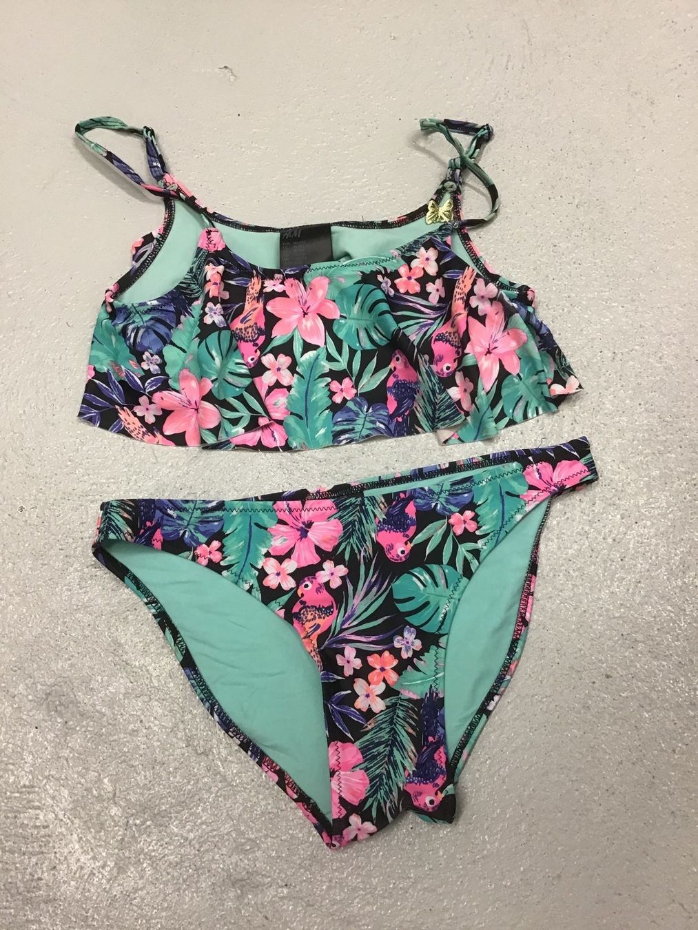 Badekleider & Bikinis: Bikini Gr. 146/152 – Gebraucht aus Waltenschwil von