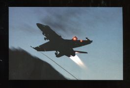 F/A-18C Hornet   (4)