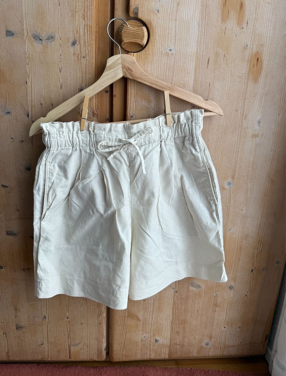Uniqlo Pantaloni: Uniqlo Leinen Shorts Gr. S – Usato da Bern venduto da Wil.Wayne