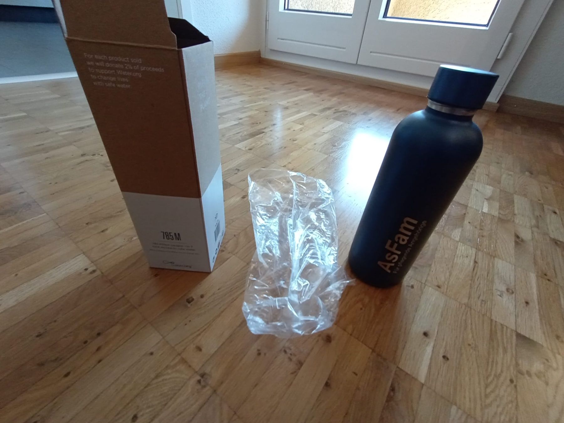 Borracce & Thermos: Flasche Thermos mit Werbeaufdruck – Usato da Wädenswil venduto da Mirm1.0