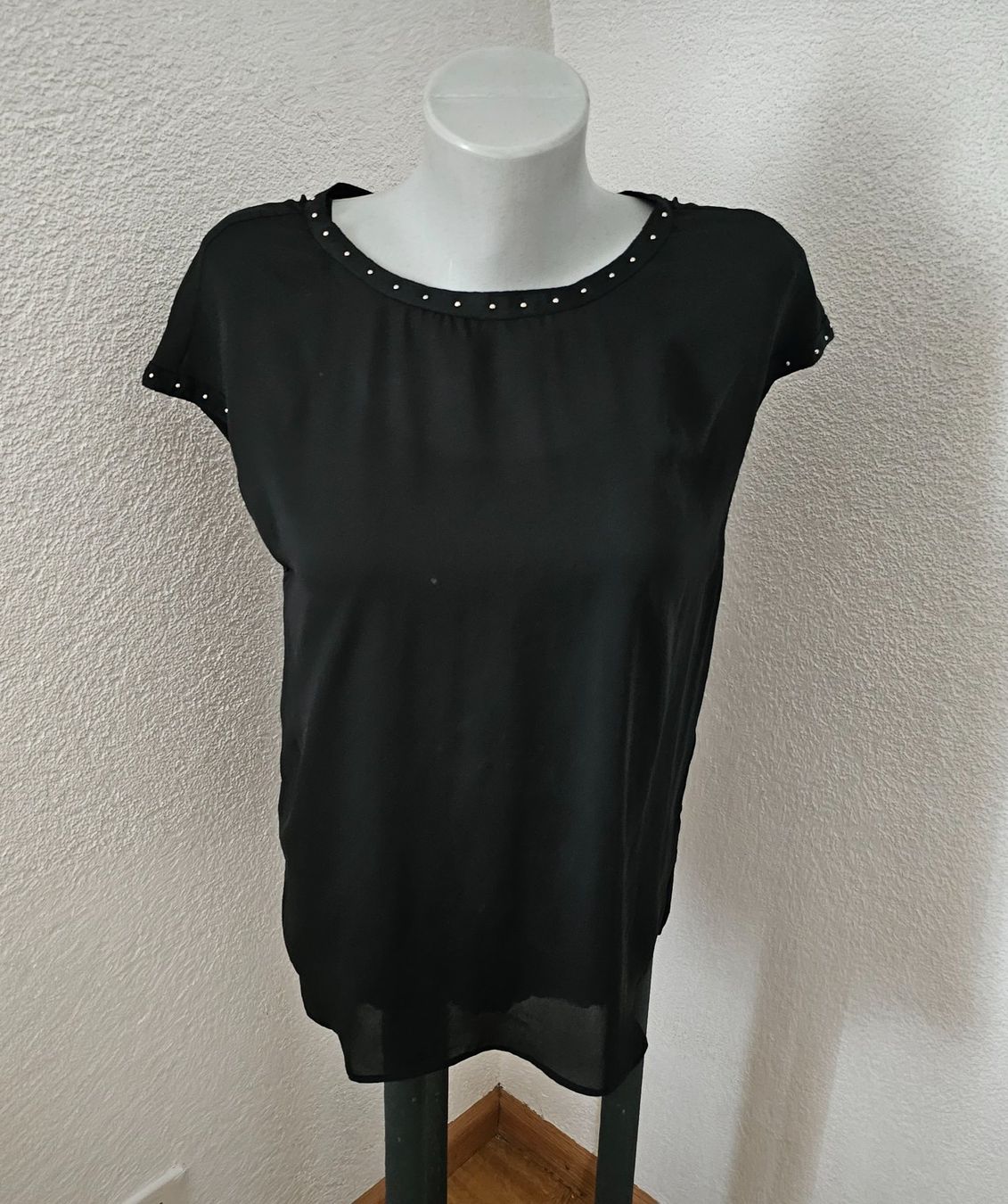 Esprit Lotti di vestiti: Esprit Shirt + Orwell Top Schwarz Gr. S – Usato da Füllinsdorf venduto da Sunnebliemli7 3