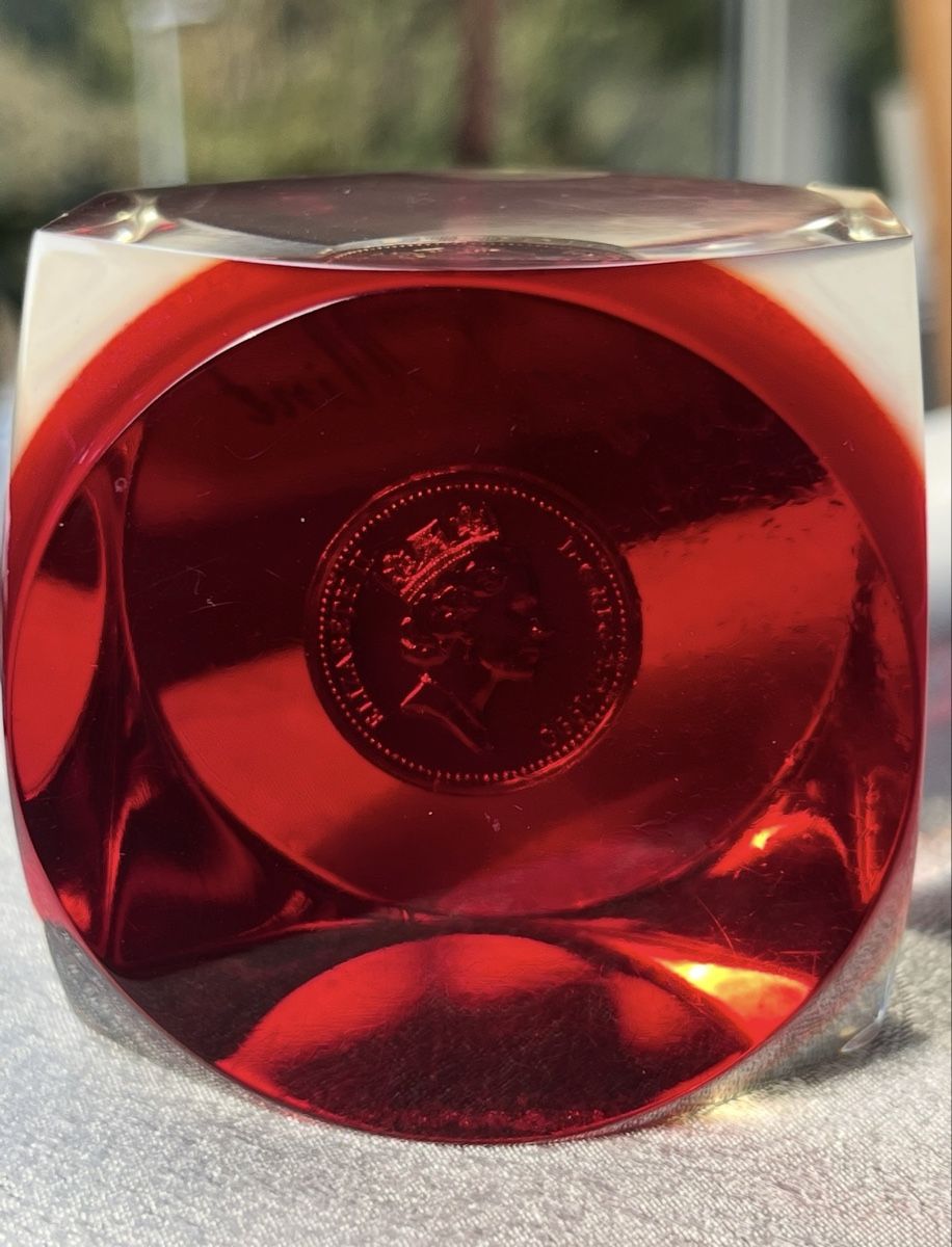 Alle Dekorationen: Royal Mint Elisabeth 2 objet décoratif rare – Neu (gemäss Beschreibung) aus Villeneuve VD von jxste_dani 3