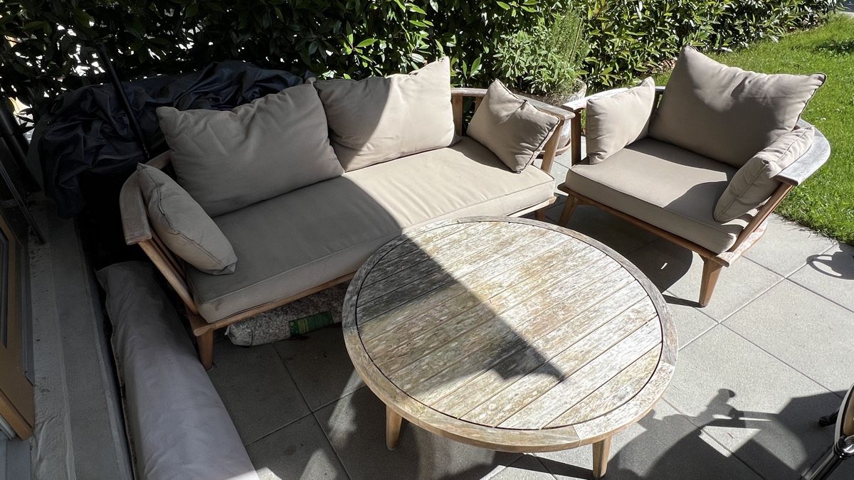 Maisons du monde Sedie a sdraio: Gartenmöbelset beige 3 teilig aus Holz – Usato da Kreuzlingen venduto da Alex_de_ru 1