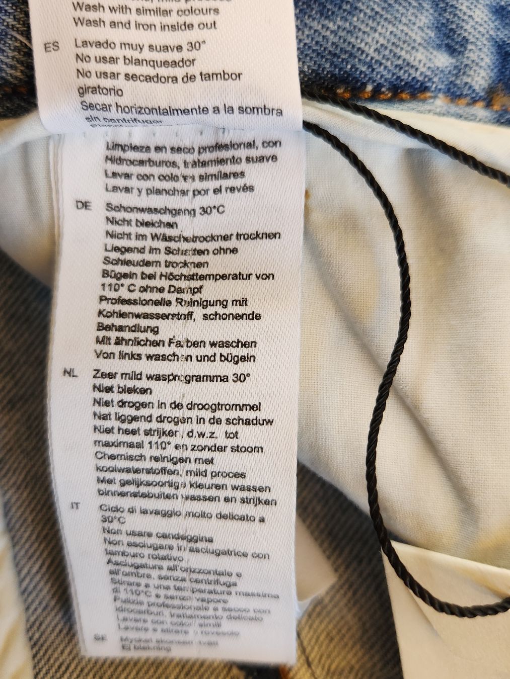 Sandro Jeans: NEU Sandro Jeans Xs /34 – Nuovo e nell'imballaggio originale da Bronschhofen venduto da eve_l8y7 5