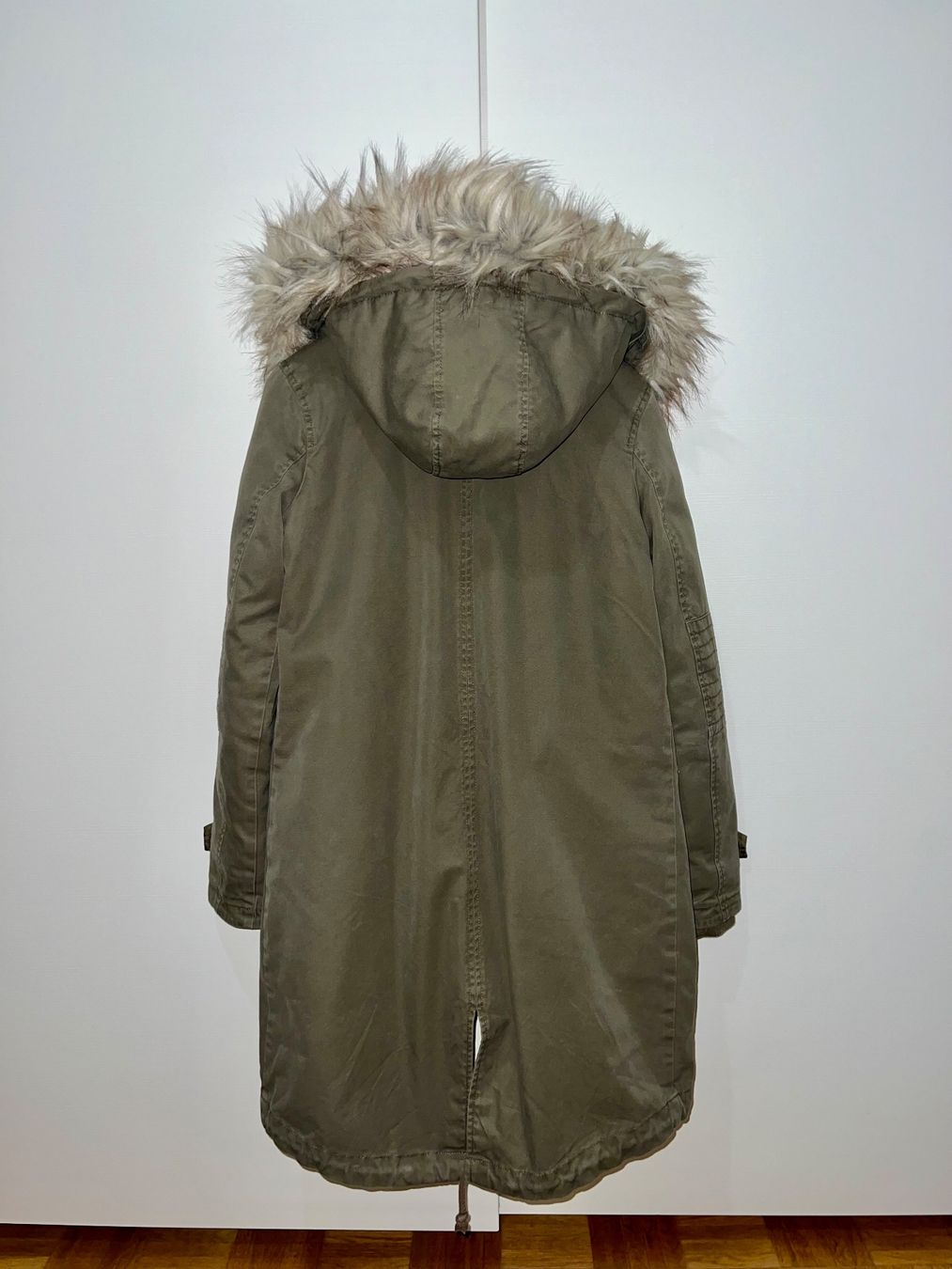 Jacken: Bellissima e calda parka – Gebraucht aus Bellinzona von bul_mvy5 1