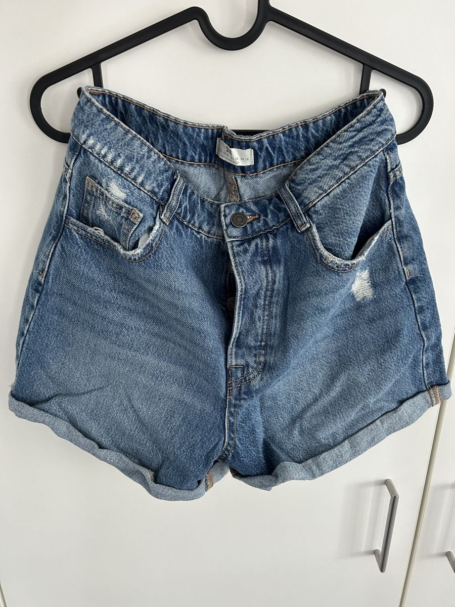 Jeans: Jeansshorts – Usato da Merenschwand venduto da ___niggi___
