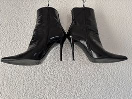 Sexy Lack Stiefelette Schwarz, Gr. 40, Stuart Weitzman, Top!