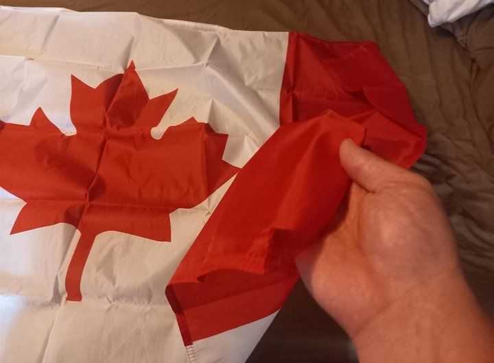 Bandiere: 3x Kanada-Flagge 90 x 150 cm - Drapeau Canada – Nuovo e nell'imballaggio originale da Bussigny venduto da NATURALO 1