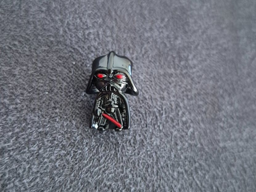 Ciondoli: Silber Charm Star wars Darth Vader +Garantie – Nuovo (secondo la descrizione) da Rotkreuz venduto da Carbone_Bijou-Shop