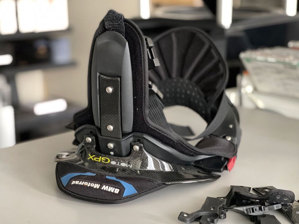 BMW Neck Brace Nackenschutzsystem Moto Kaufen auf Ricardo
