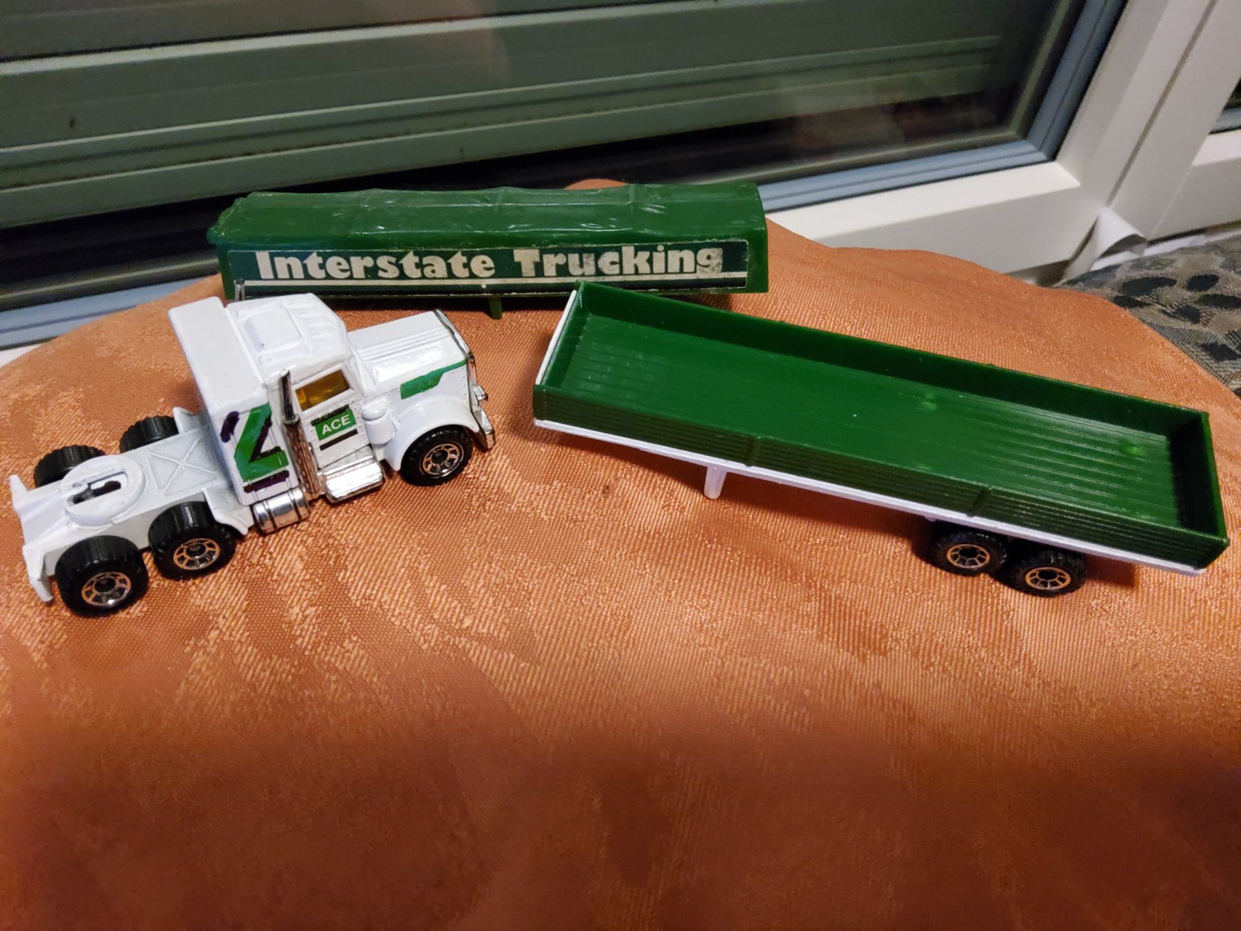 Matchbox Modellini d'auto: Matchbox Peterbilt Covered Truck "Interstate Trucking" – Usato da Basel venduto da rol_rmg6 2