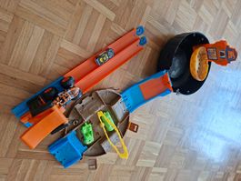 Hot Wheels Monster Trucks Stunt Reifen Spielset