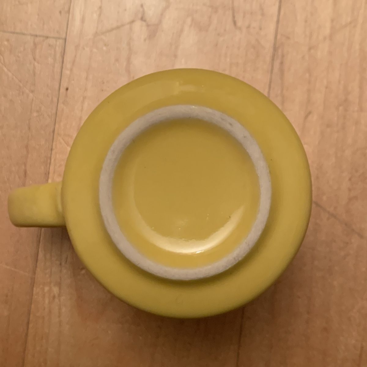 Tazze: Lustige gelbe Tasse mit Gesicht – Usato da Hinteregg venduto da GARANTA 4
