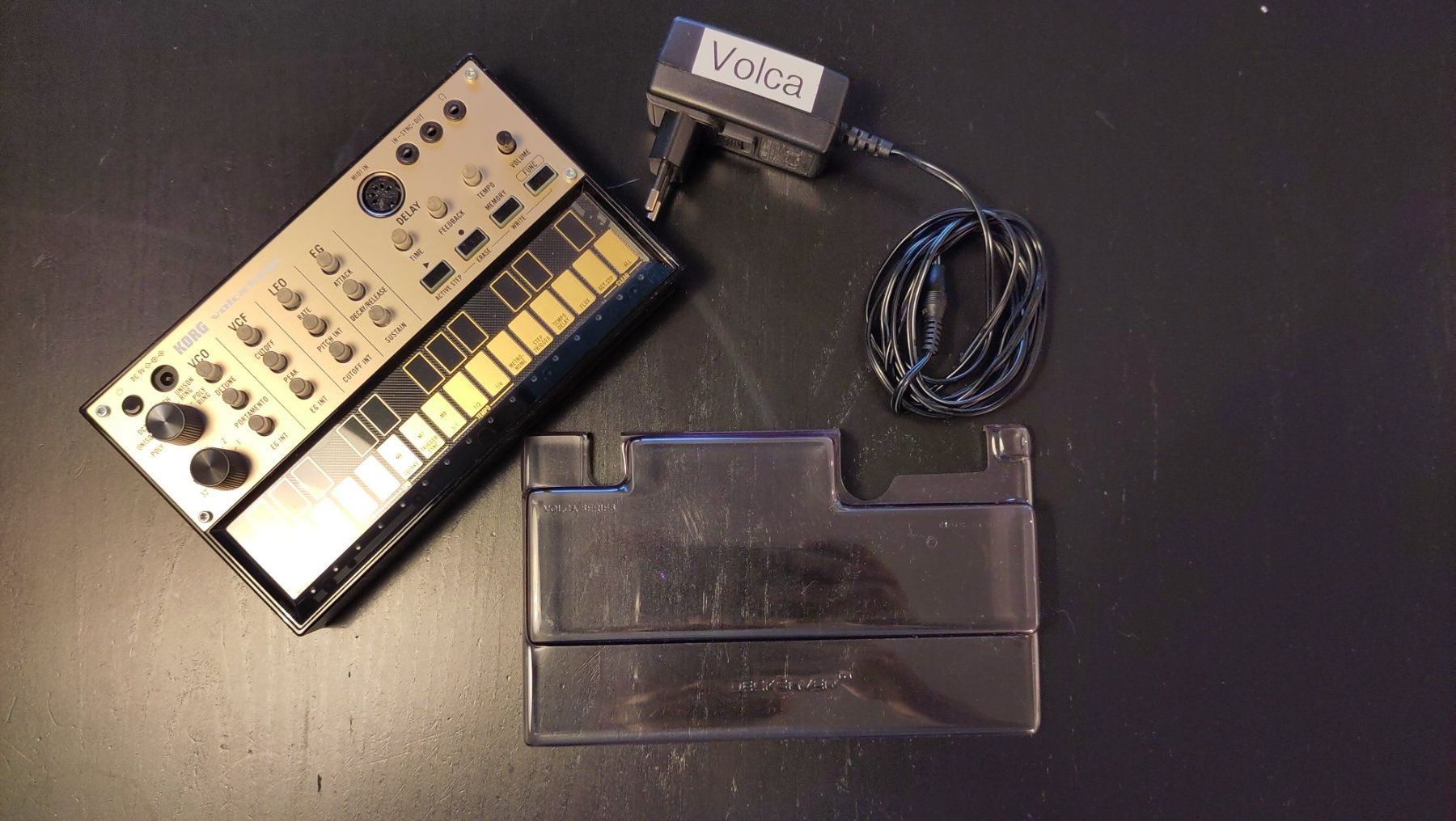 Strumenti musicali: Korg Volca Keys Synthesizer inkl. Deksaver und Netzadapter – Usato da Bern venduto da Yannis042
