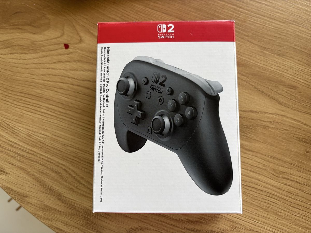Nintendo Console: Nintendo Switch 2 mit zuberhör – Nuovo (secondo la descrizione) da Horgen venduto da EditaM 9